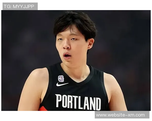 华子巨星表现震撼全场杨瀚森小步迈出中国篮球新篇章